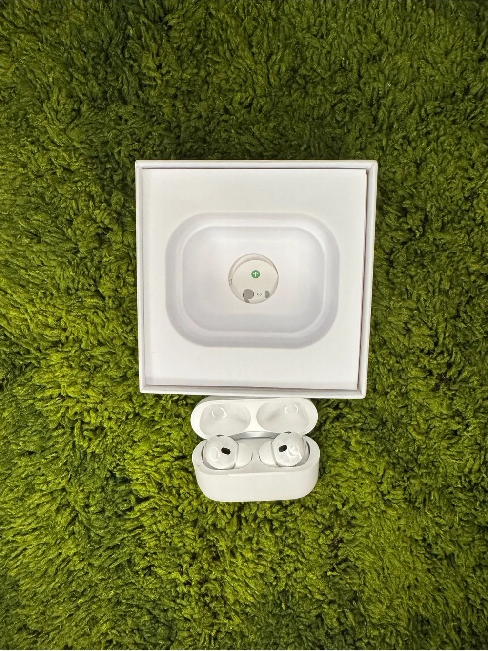 Apple AirPods Pro True Wireless Earbuds — White
